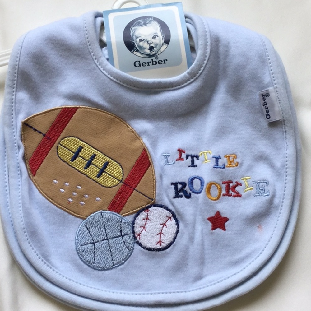 GERBER BIBS THREE